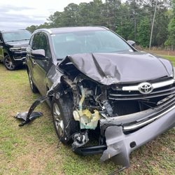 AutoNation Collision Center - Wrecked automobile