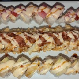 From top to bottom: Sex in the city, red hot roll and Mt. Fuji roll.