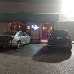 Martini Bar & Cigar