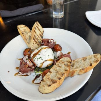 The Desmond Spirits and Oven - The Earl's Caprese - New American Near Me - Phoenix, Arizona The Desmond Spirits and Oven - The Earl's Caprese - New American Near Me - Phoenix, Arizona