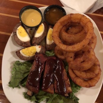 Holy Grail - The three kings - Irish Pub Near Me - Epping, New Hampshire