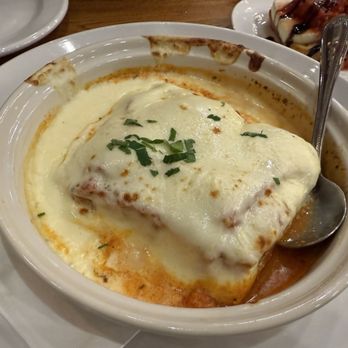 Giordano's - Pizza Near Me - Chicago, Illinois