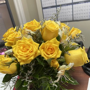 Ladera Ranch Florist Inc - This is what was delivered...not the same. - Florists Near Me - Ladera Ranch, California