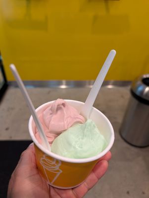 Magpies Softserve by null