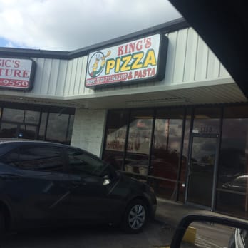 King's Pizza & Pasta - Pizza Near Me - Houston, Texas