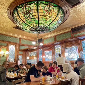Walker Bros Original Pancake House - Inside - Breakfast & Brunch Near Me - Highland Park, Illinois Walker Bros Original Pancake House - Inside - Breakfast & Brunch Near Me - Highland Park, Illinois