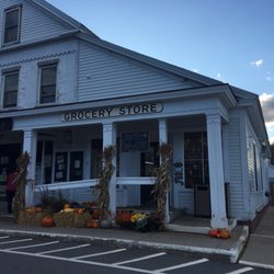 Walpole Grocery - Front entrance to grocery store