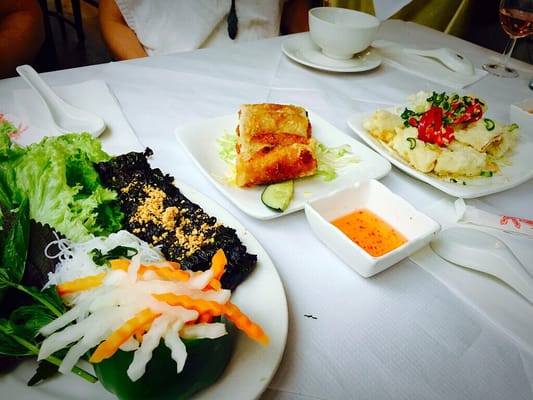 Sông Quê Café by null
