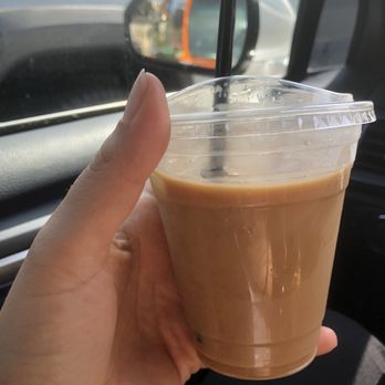 Three Sisters Coffee & Tea - Vanilla latte with brown sugar - Coffee & Tea Near Me - Burbank, California Three Sisters Coffee & Tea - Vanilla latte with brown sugar - Coffee & Tea Near Me - Burbank, California