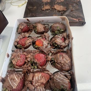 Avas Flowers - Melted chocolate covered strawberries & roses. - Florists Near Me