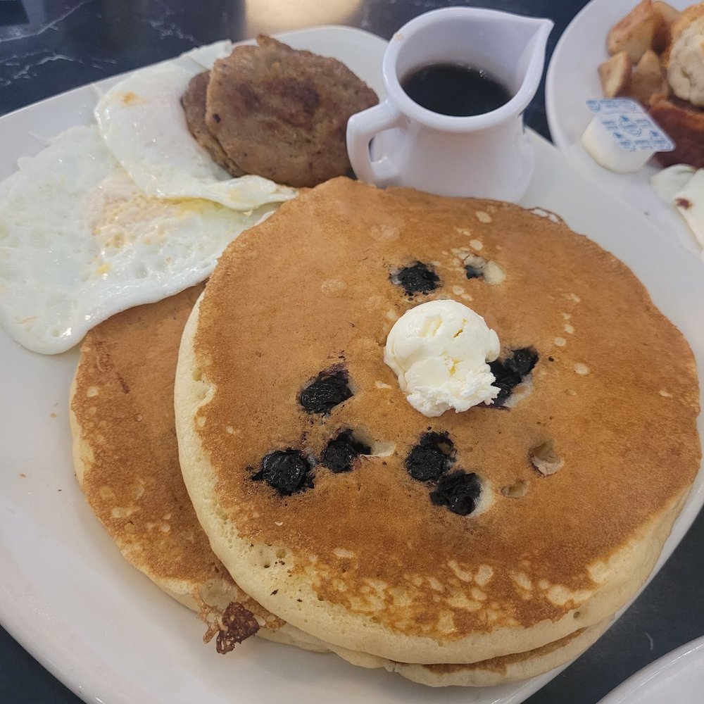 Silver Diner - Diners Near Me - McLean, Virginia Silver Diner - Diners Near Me - McLean, Virginia