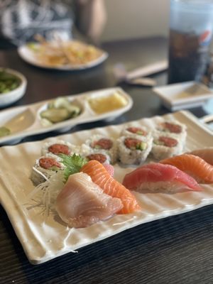 Yamariki Sushi by null