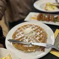 Light House Bistro - Waffle