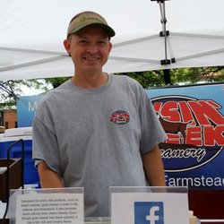 Risin' Creek Creamery - Workin' the market!