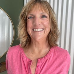 Lisa Williams Hair
