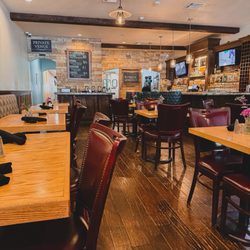 Belle Vie Bistro - Inside