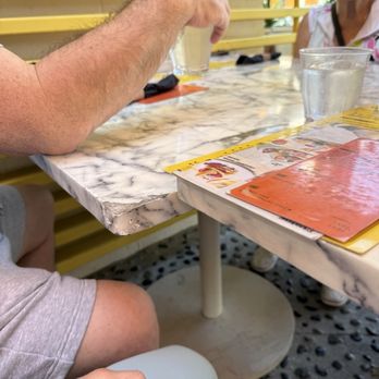 Flipper's - Tables level - Pancakes Near Me - West Hollywood, California