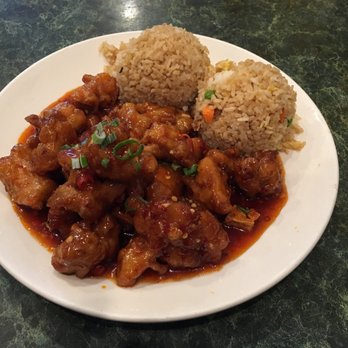 Szechuan First Restaurant - Crispy Chicken In Hot Garlic Sauce.   Damn good boys! - Szechuan Near Me - Kent, Washington