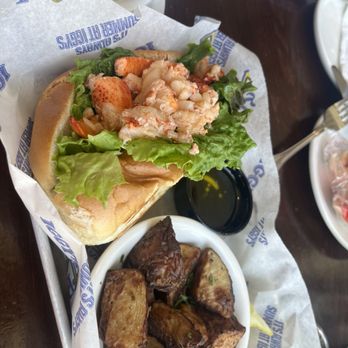 Iggy's Boardwalk - Hot Lobster Roll - Seafood Near Me - Warwick, Rhode Island
