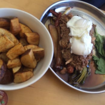 Main Kitchen Cafe - New American Near Me - Granada Hills, California Main Kitchen Cafe - New American Near Me - Granada Hills, California
