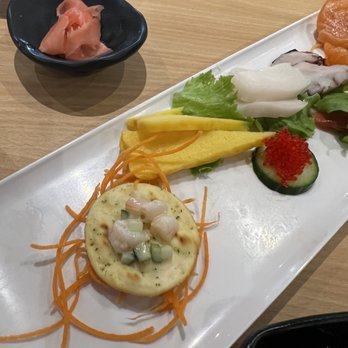 Fisshu - That is the "tartare" yes the cracker with 1.1 gram of shrimp. The rest of the plate dont even go there fam. SAD - Asian Fusion Near Me - Montreal, Quebec Fisshu - That is the "tartare" yes the cracker with 1.1 gram of shrimp. The rest of the plate dont even go there fam. SAD - Asian Fusion Near Me - Montreal, Quebec
