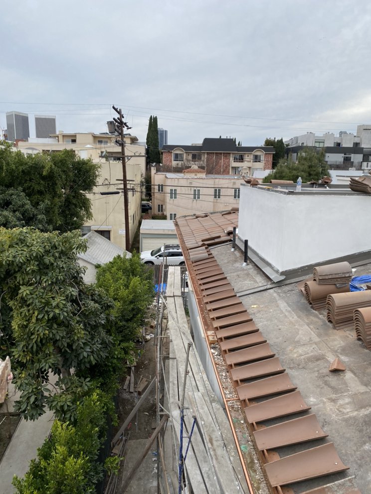 Slide of Daniel’S Roofing