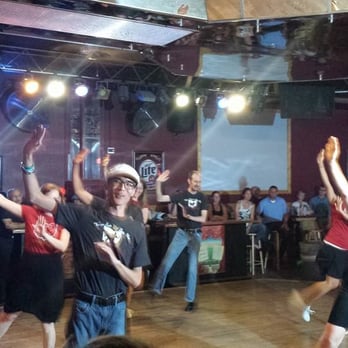 SwingColumbus - Summer performance team at Nyohs Buckeye Bar and Grill. Photo by Doug Kaufman - Dance Clubs Near Me - Columbus, Ohio SwingColumbus - Summer performance team at Nyohs Buckeye Bar and Grill. Photo by Doug Kaufman - Dance Clubs Near Me - Columbus, Ohio