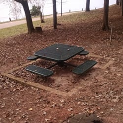 Flowery Branch City Park - Picnic area.