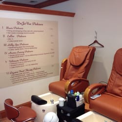 De Ja Vue Nail & Beauty Spa