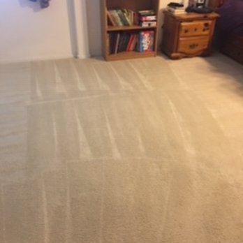 Vickman Family Floor Care - Clean sitting area - Carpet Cleaning Near Me Vickman Family Floor Care - Clean sitting area - Carpet Cleaning Near Me