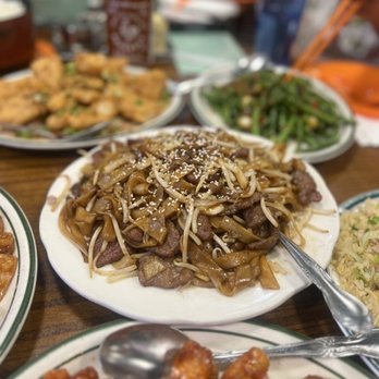 Alice’s Kitchen - beef chow fun - Noodles Near Me - Temple City, California Alice’s Kitchen - beef chow fun - Noodles Near Me - Temple City, California