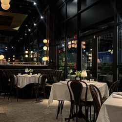 Daniella’s Ristorante - Inside