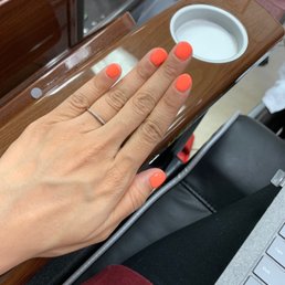 Neon Orange Acrylic overlay on natural nail :) Love it! Neon Orange Acrylic overlay on natural nail :) Love it!