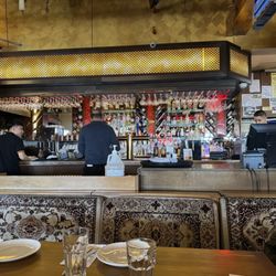 Opera Cafe Lounge - Bar area