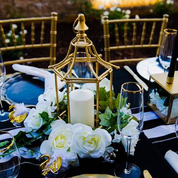Dreamland Events - Fall 2020 Home Wedding - Table Decor - Party & Event Planning Near Me Dreamland Events - Fall 2020 Home Wedding - Table Decor - Party & Event Planning Near Me