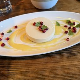 Buttermilk Panna Cotta Buttermilk Panna Cotta