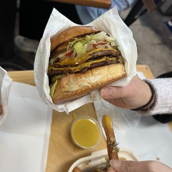 Mission Burger - Burgers Near Me - Austin, Texas