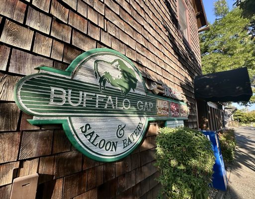 Buffalo Gap Saloon & Eatery: Restaurant & Bar by null