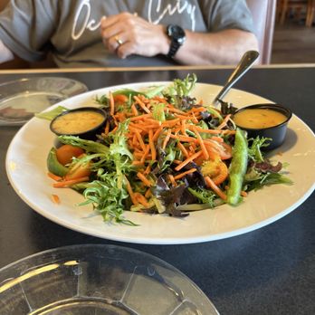 Albertino's Brick Oven & Eatery - House salad - Italian Near Me - Ocean City, Maryland