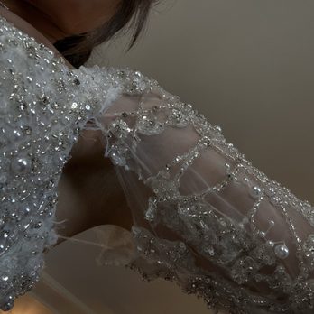 Mayana Bridals - Ripped within first 10 minutes of putting it on - Bridal Near Me - Glendale, California Mayana Bridals - Ripped within first 10 minutes of putting it on - Bridal Near Me - Glendale, California