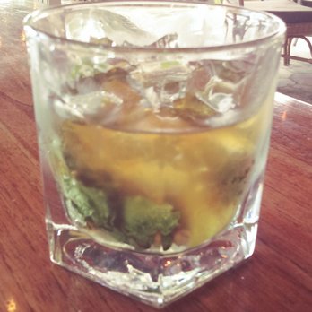 Oasis on the Beach - Cocktails are good and only $6 during happy hour (4-6 pm every day) - Hawaiian Near Me - Kapaa, Hawaii