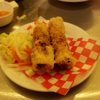 Oxtail Pho & Banh Mi - spring roll - Vietnamese Near Me - Toronto, Ontario