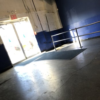 Goodwill - Always low on carts so get here early - Thrift Stores Near Me - Long Island City, New York Goodwill - Always low on carts so get here early - Thrift Stores Near Me - Long Island City, New York