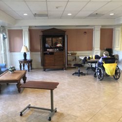 Ka Puna Wai Ola Rehabilitation Center - One of two gathering areas.