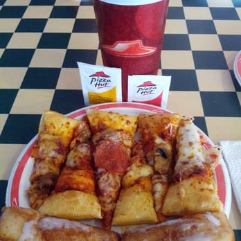 Pizza Hut - Pizza selection on buffet...better at Cici's and just about anywhere else. No salad bar either. - Pizza Near Me - Navarre, Florida Pizza Hut - Pizza selection on buffet...better at Cici's and just about anywhere else. No salad bar either. - Pizza Near Me - Navarre, Florida