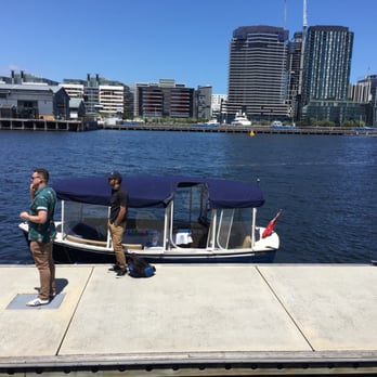 Melbourne Boat Hire - Boat Charters Near Me - Docklands, VIC