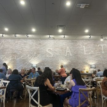 Honey Salt - Inside - New American Near Me - Las Vegas, Nevada