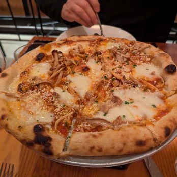 Creekwood - pizza - Italian Near Me - Berkeley, California Creekwood - pizza - Italian Near Me - Berkeley, California