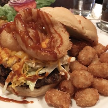 The Stein & Vine - Bars Near Me - Brandon, Florida