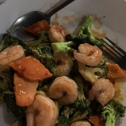 Shrimp with broccoli